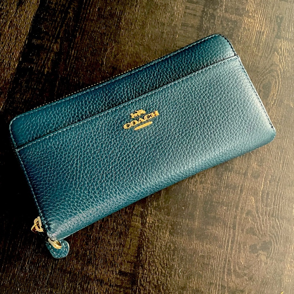 New Coach Wristlet